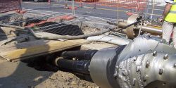 Crossing by means of controlled horizontal directional drilling